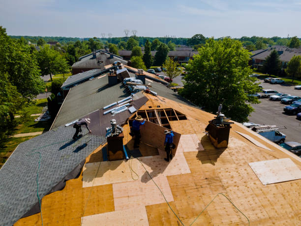 24/7 Emergency Storm Damage Roof Repair experts in Brookfield, CT